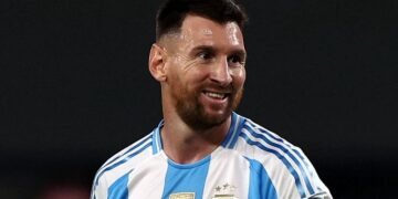 Messi llegó al país para sumarse a la Selección