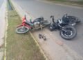 Dos motos chocaron en Avenida Palacios