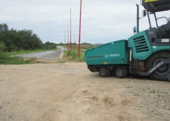 Repavimentan el acceso norte a Hipólito Yrigoyen