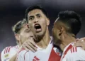 River goleó a Barracas Central y se prende en la pelea por el título