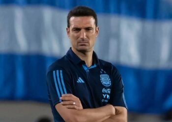 Scaloni dio la lista de convocados para enfrentar a Paraguay y Perú