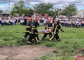 Exitoso simulacro de evacuación en la Escuela “República de Turquía”