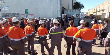 Acindar suspendió a 700 empleados en su planta de Santa Fe