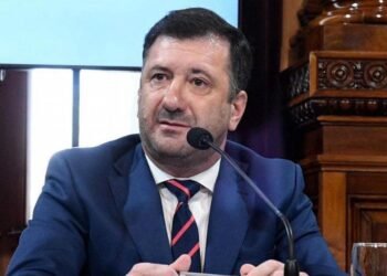 La justicia de Paraguay ordenó la prisión domiciliaria del senador Kueider
