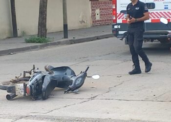 Chocaron dos motos, una la conducía una menor de 14 años