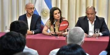 Estudiantes de medicina del interior podrán hacer el curso ingreso en su municipio de origen