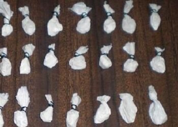 La detuvieron con mas de 100 dosis de cocaína