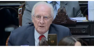 Julio Moreno dijo que no cree que “los jubilados se mueran si no toman los medicamentos”