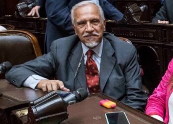 Romero demandó a Google para que no lo traten de corrupto y perdió