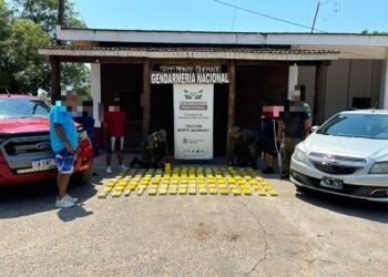 Traficaban 116 kilos de cocaína en una camioneta
