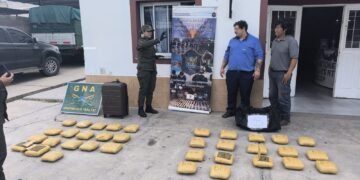 Inspeccionan dos valijas y detectan 36 kilos de marihuana