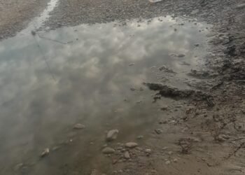 Denuncian una importante pérdida de agua