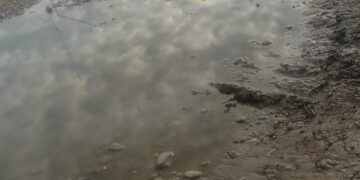 Denuncian una importante pérdida de agua