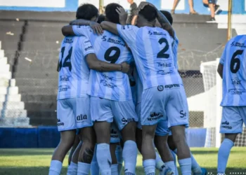 Primera Nacional: Gimnasia y Tiro ganó y es puntero