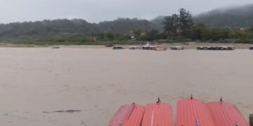 Está cortado el paso por chalanas