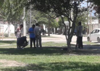 Municipal fue detenido cuando vendía marihuana