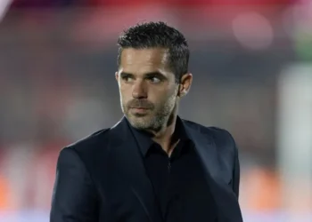 Gago por ahora sigue y dirigiría ante Rosario Central