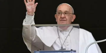 El papa Francisco sufrió una crisis “aislada” respiratoria