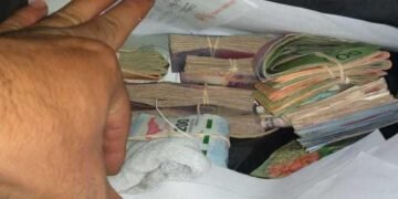 Robó una mochila con dinero que estaba destinado al pago de sueldos