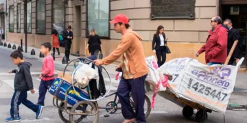 Según la UCA, en 2024 la pobreza creció del 39,8% al 41,6%