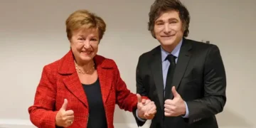 Milei firmó el decreto para el nuevo acuerdo con el FMI