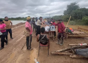 Sigue la asistencia tras el desborde del Río Pilcomayo