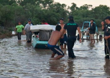 Más de 260 evacuados tras la histórica crecida del Pilcomayo