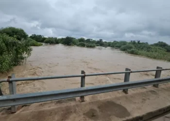 Río Pilcomayo: El Gobierno continúa el traslado preventivo y voluntario de personas que se verían afectadas por las inundaciones