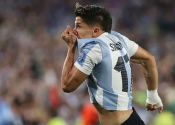 Argentina bailó y goleó a Brasil 4 a 1