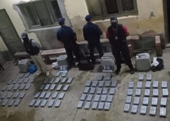 La Policía secuestró más de 95 kilos de droga en Aguaray