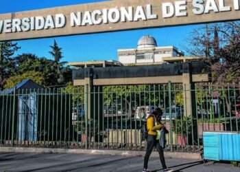 La UNSa elige hoy entre Nina y Hoyos