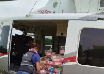 Asistieron vía aérea a más de 1.000 familias de Rivadavia Banda Norte y Banda Sur