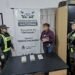 Traficaba tres paquetes de cocaína adosados a su cuerpo
