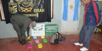 Viajaba en un taxi y llevaba 8 kilos de cocaína