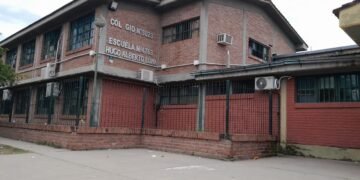 Orán: Dispar adhesión de la docencia al paro nacional