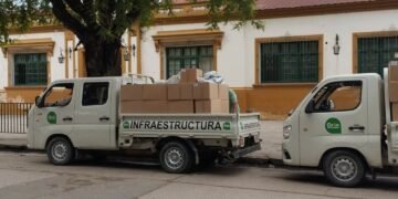 Sigue la entrega de los kits escolares