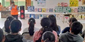 Estudiantes aprenden Educación Vial en Escuelas y Colegios