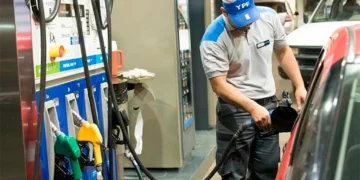 Sorpresivo aumento de los combustibles en YPF
