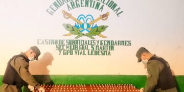 Ingirieron 199 cápsulas de cocaína y los detuvo Gendarmería