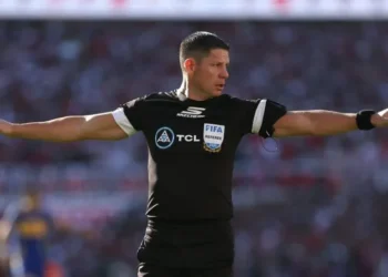 Los árbitros para los duelos de cuartos de final del Apertura