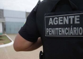 Agente penitenciario va a juicio por adulterar los papeles de un auto
