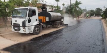 Más calles del B° Aeroparque listas para asfaltar