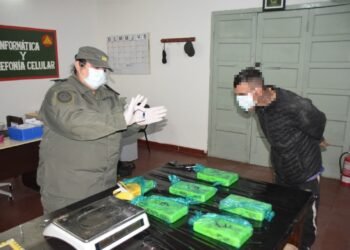 Hallaron una mochila con 6 kilos de cocaína a orillas del Río Bermejo