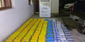 Descubren 200 kilos de cocaína en el doble fondo de una camioneta