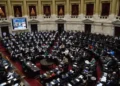 Diputados aprobó un aumento del 7,2% de las jubilaciones, una suba del bono a $110 mil y la restitución de la moratoria