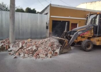 Se despejaron restos de escombros y de poda