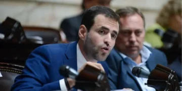 Hoy definen la causa contra Estrada: “Si no se presenta pediré su desafuero”