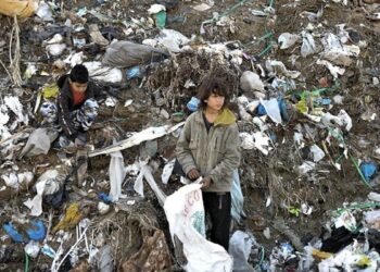 Una familia tipo necesitó $1.110.624 para no ser pobre en mayo