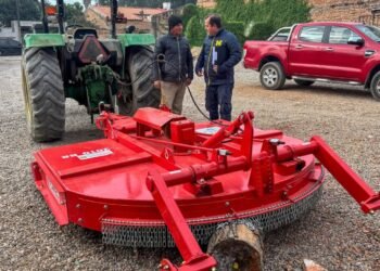 Ecología sumo una flamante segadora y otras herramientas