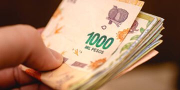Intentó sobornar a la policía con $ 10 mil y terminó detenido